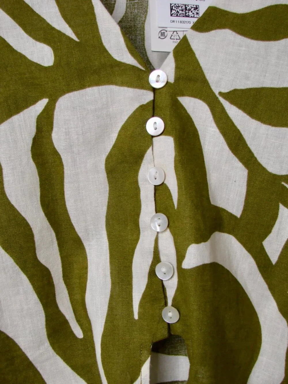 H&M Linen Blend Green White Tie Front Blouse Tropical Summer NEW NWT Large - Picture 9 of 13
